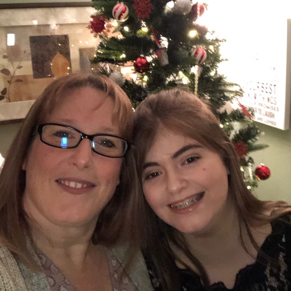 Meet your Posher, Deanna - Picture 1 of 1